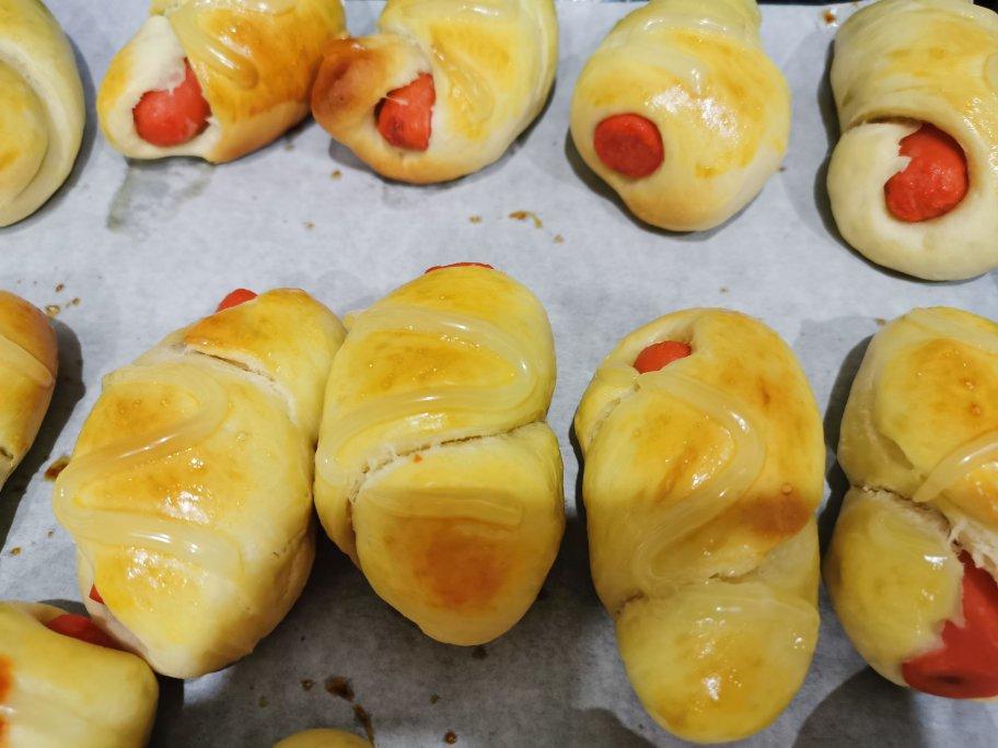 一次发酵迷你香肠小面包卷