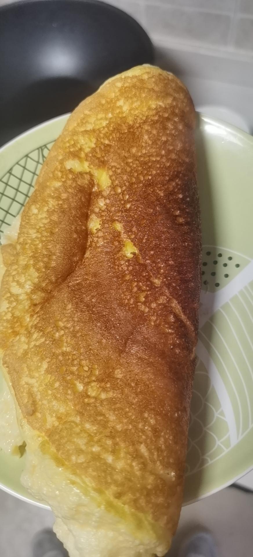 三颗鸡蛋就能做出简单又解馋的平底锅舒芙蕾，高级下午茶