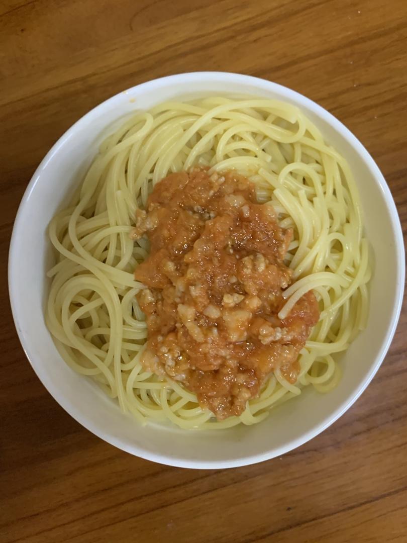 番茄肉酱意大利面