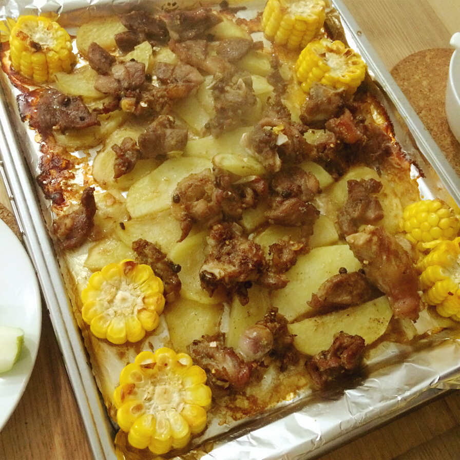 孜然羊排烤土豆