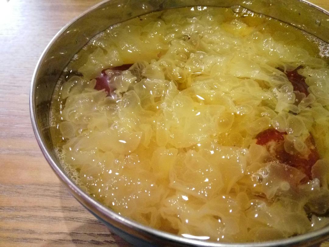 红枣银耳羹 30分钟搞定的做法