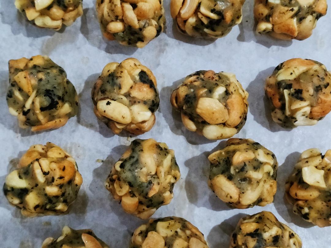 不甜不油不腻，海苔脆皮腰果月饼，两种不同的馅料