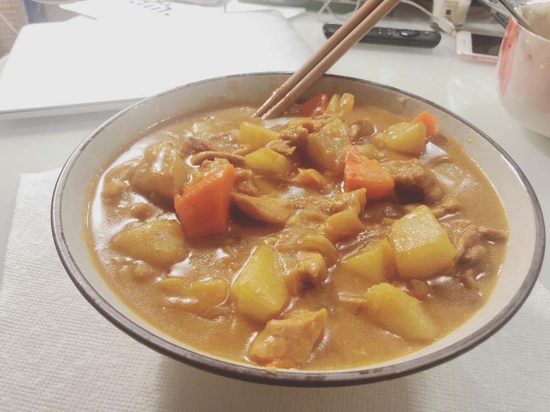 咖喱土豆鸡块