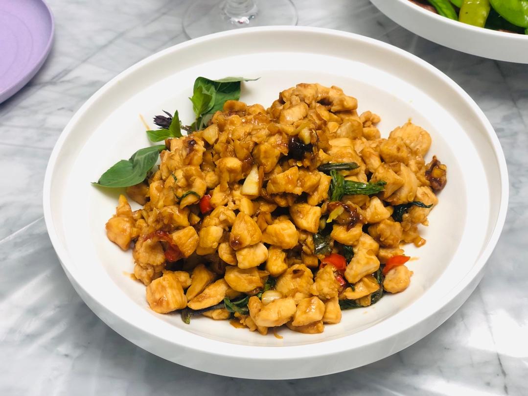 罗勒鸡 Basil Chicken，超级好吃快手菜 | 就这样