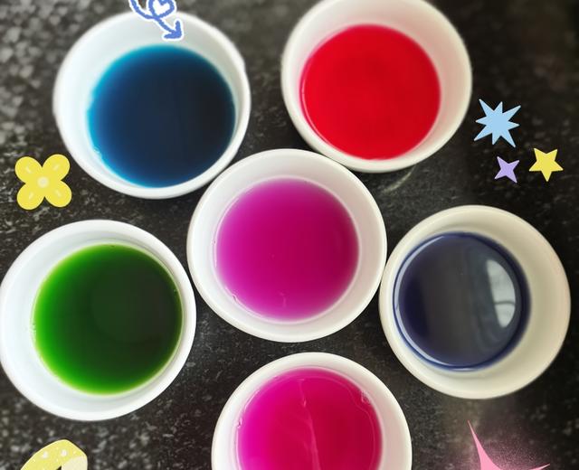 两片[紫甘蓝榨汁]，教你调出六种不同色！