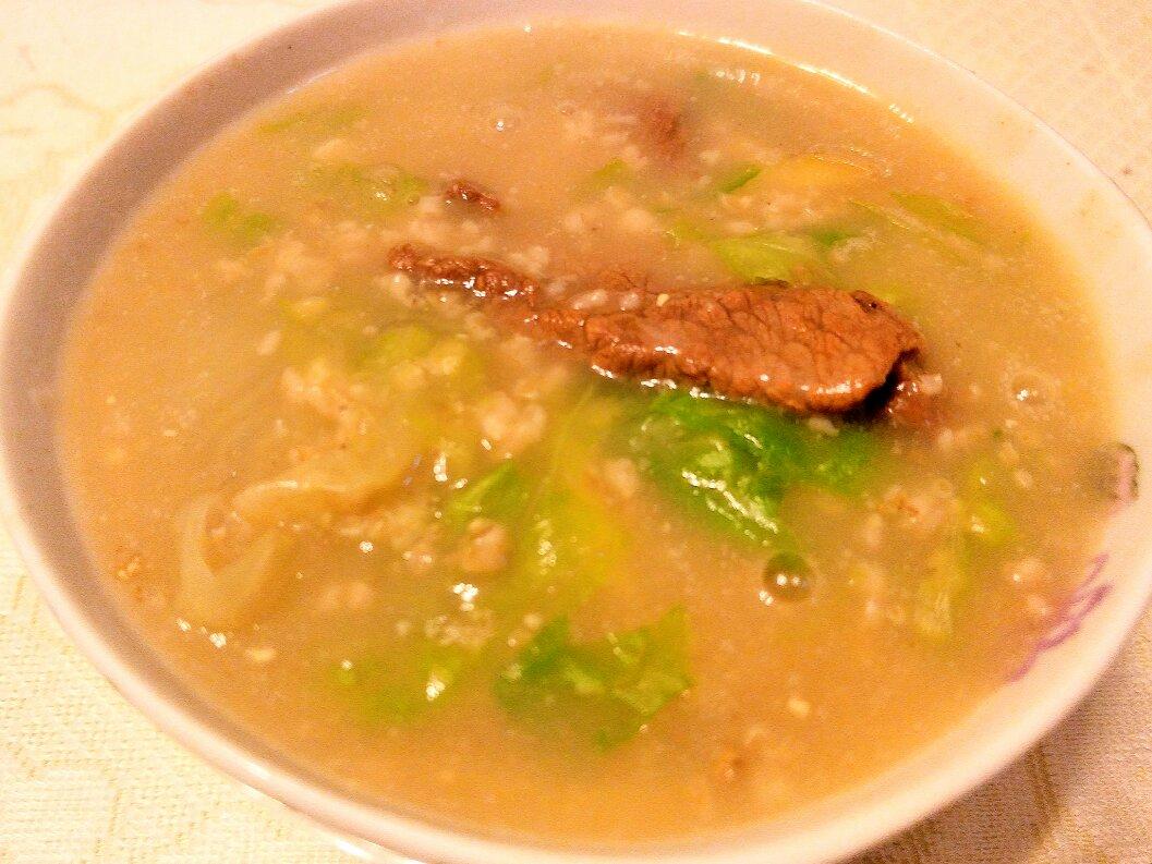 广式生菜丝牛肉粥