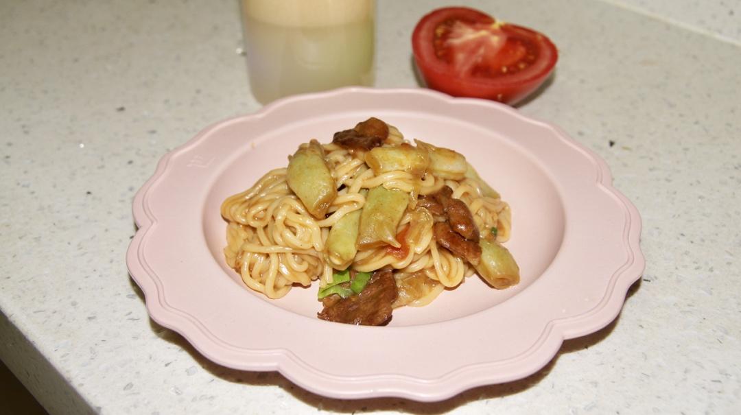 山西豆角五花肉焖面