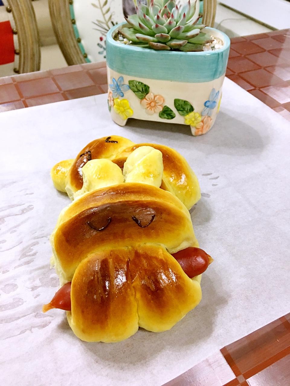 小兔子香肠包