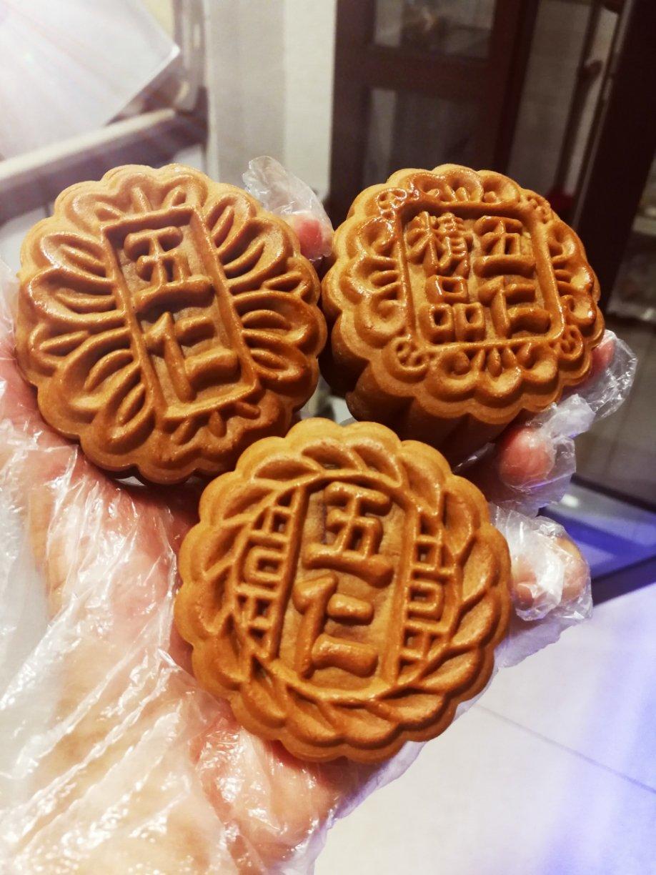 广式五仁月饼