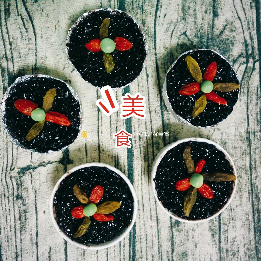 港式点心：黑米糕