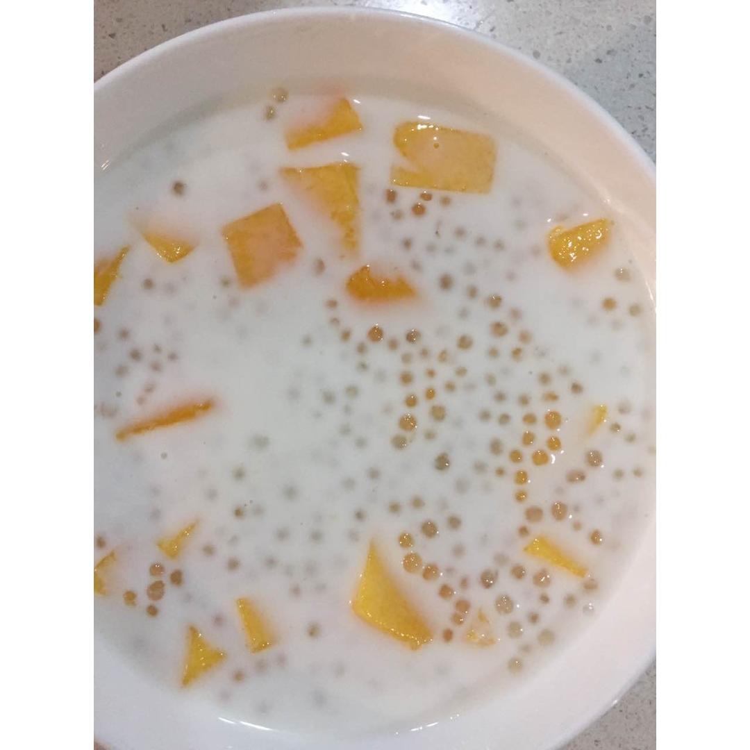 芒果椰浆西米露
