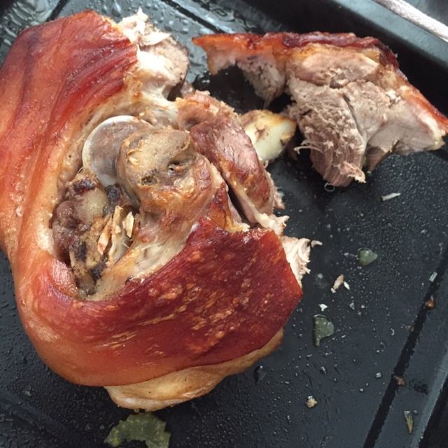 传说中的德国原配方——Schweinshaxe (德式烤猪肘)