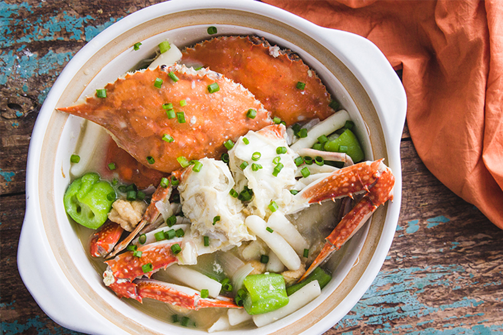 丝瓜梭子蟹煲：梭子蟹的鲜美打开方式的做法