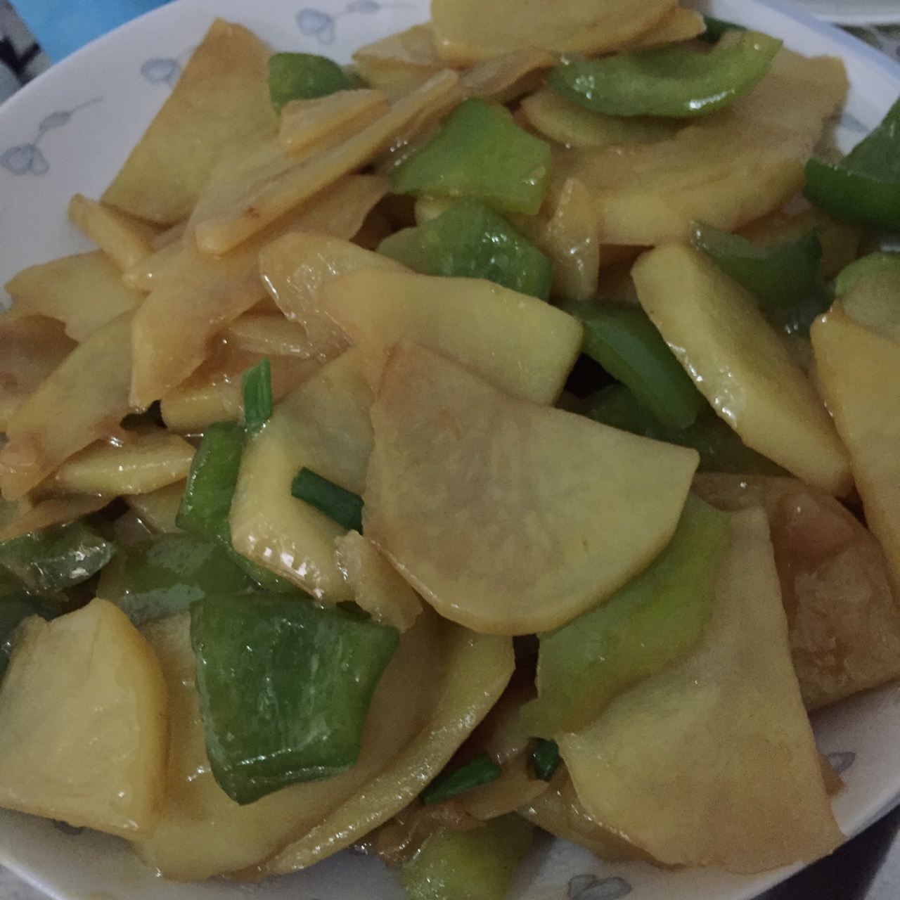 青椒炒土豆片
