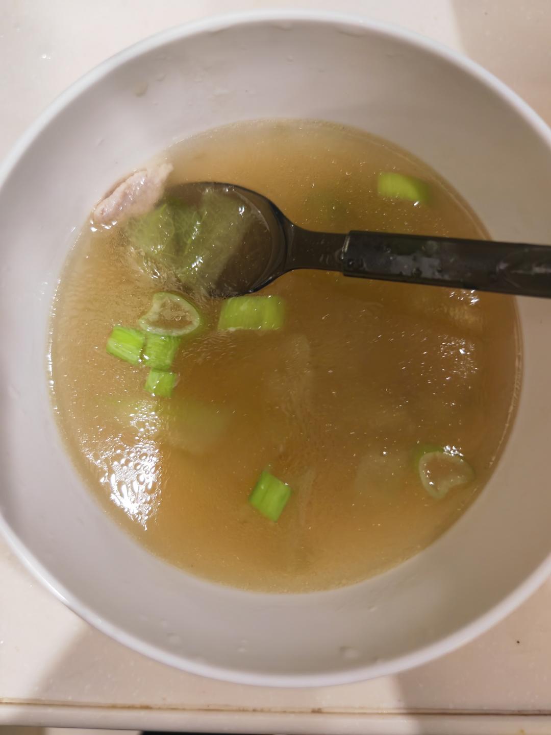 巨好喝的丝瓜瘦肉汤，低卡低脂！