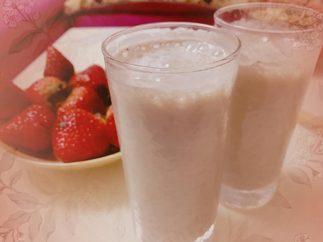 香蕉巧克力牛奶。
