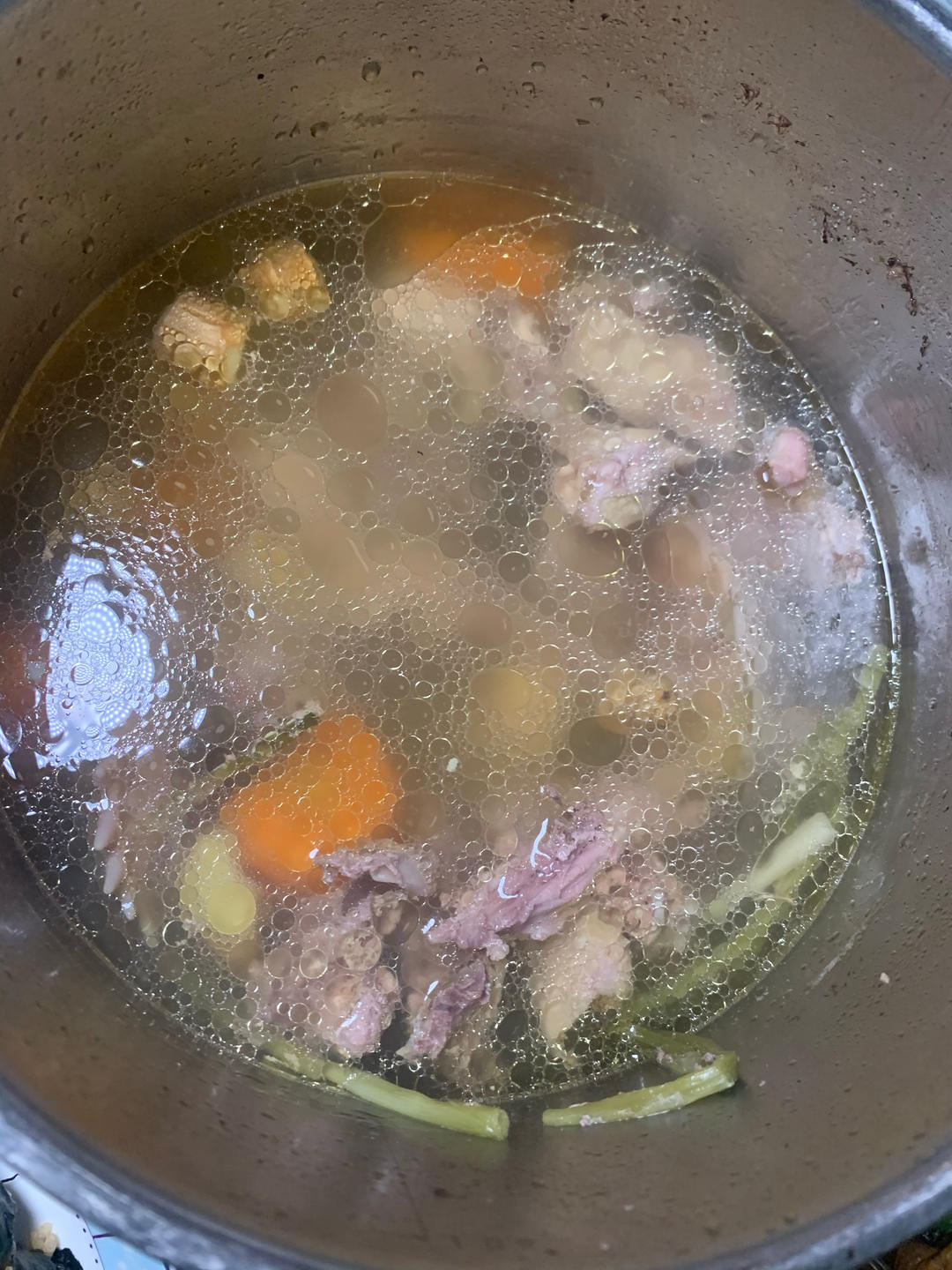 鲜美无敌：清炖鸡汤🐔