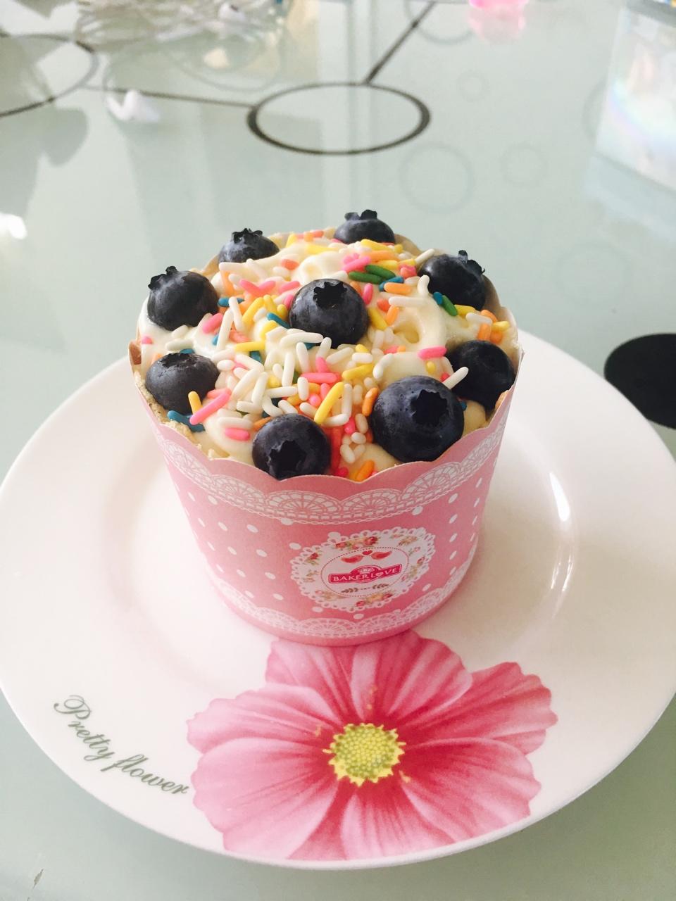 鲜奶油纸杯蛋糕