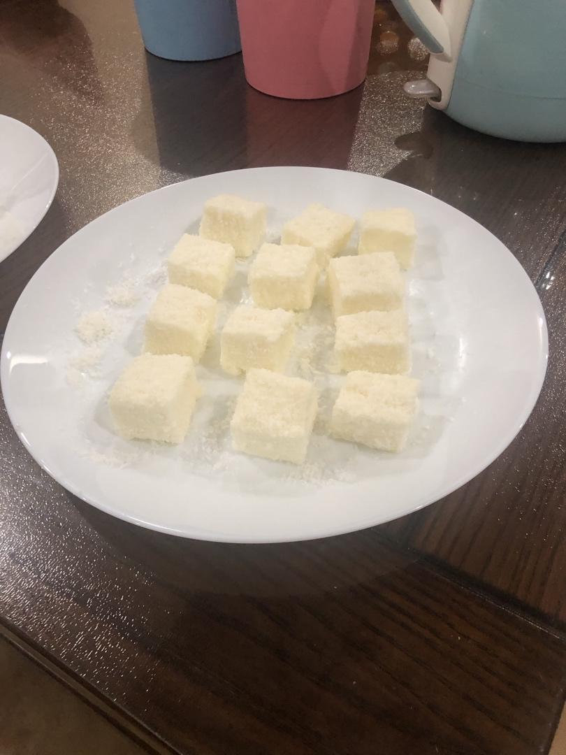 椰蓉牛奶小方