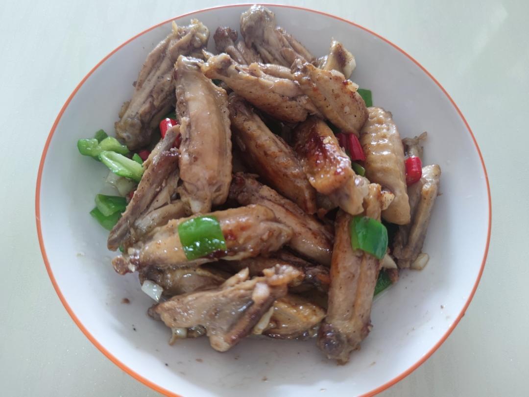蒜香鸡翅，这才是鸡翅最好吃的做法