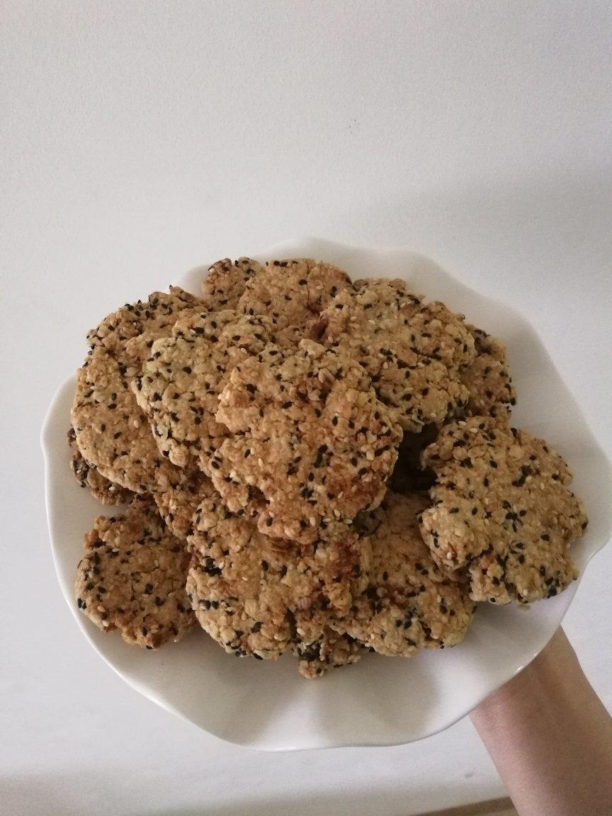 素食:有机燕麦芝麻大饼干