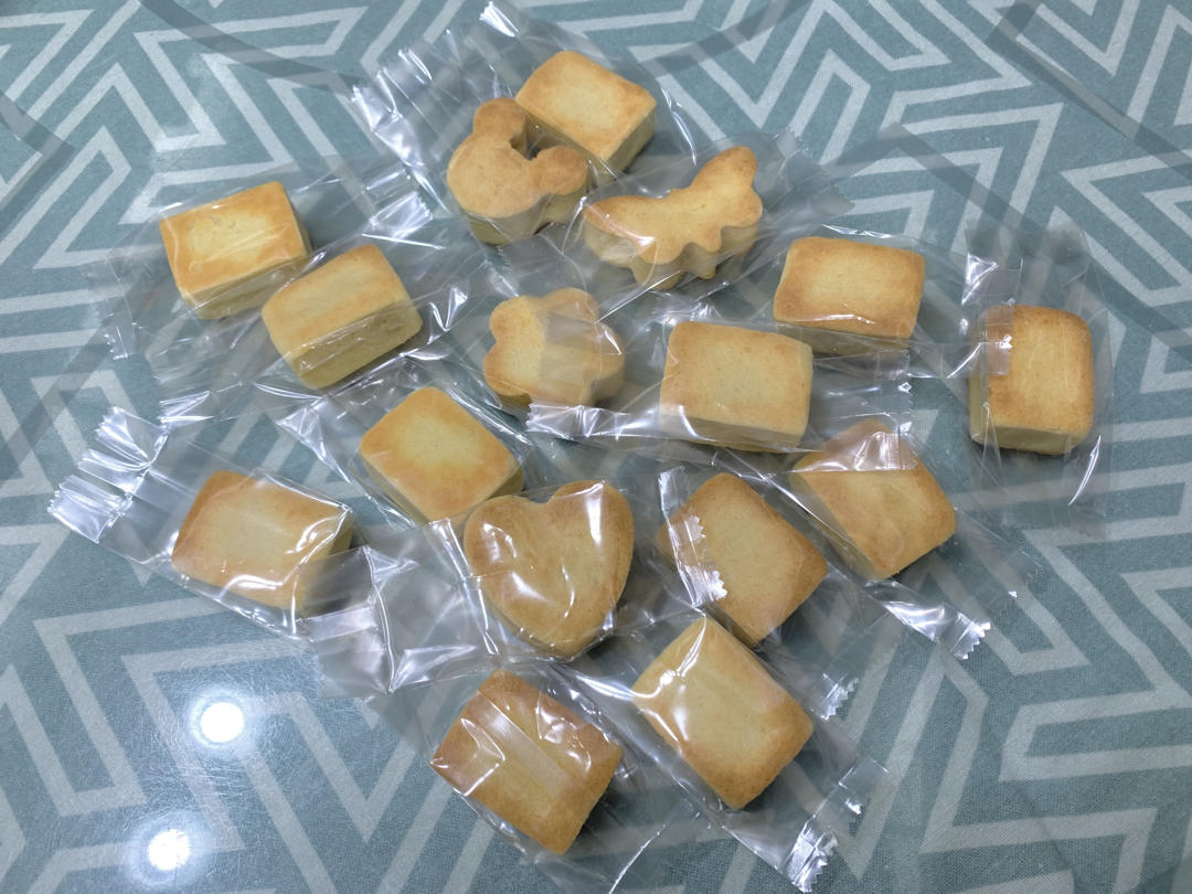 【凤梨酥】