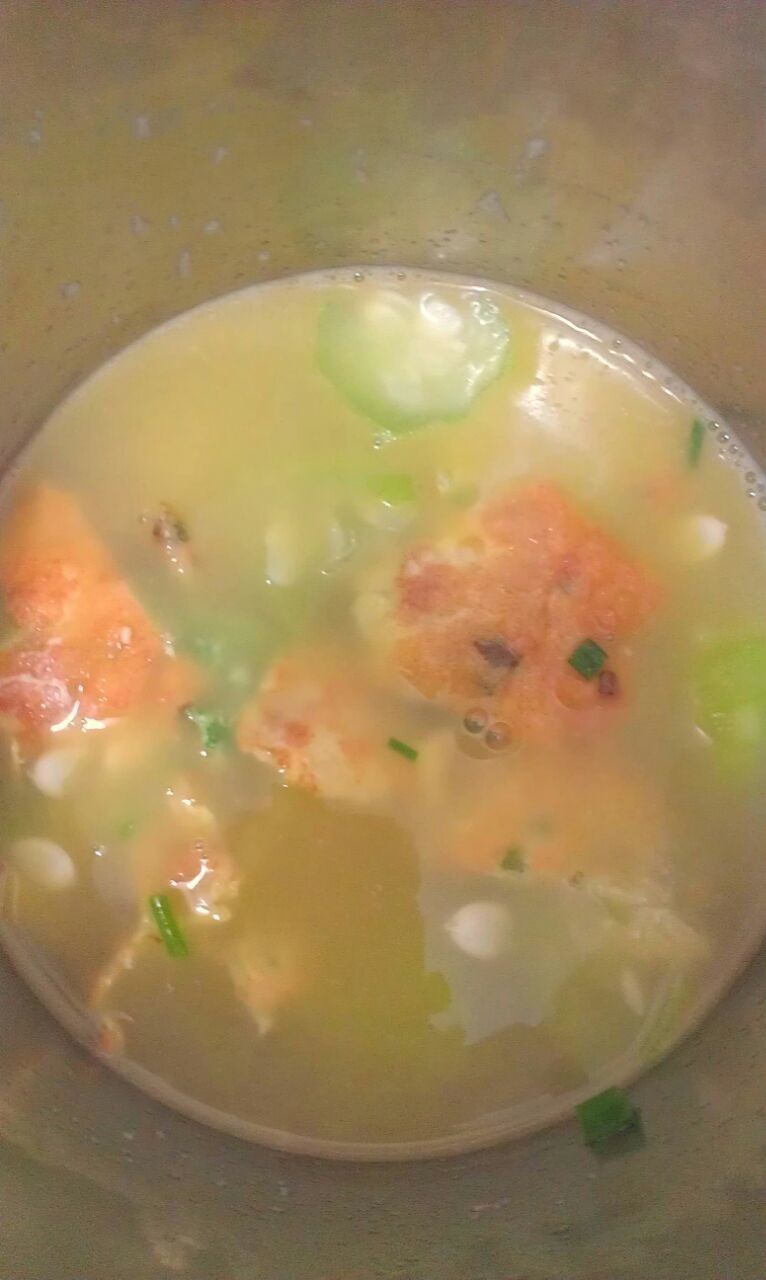 荷包蛋丝瓜汤