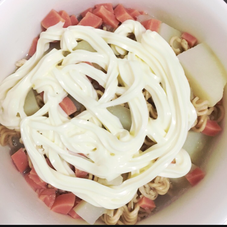 蛋黄酱泡面