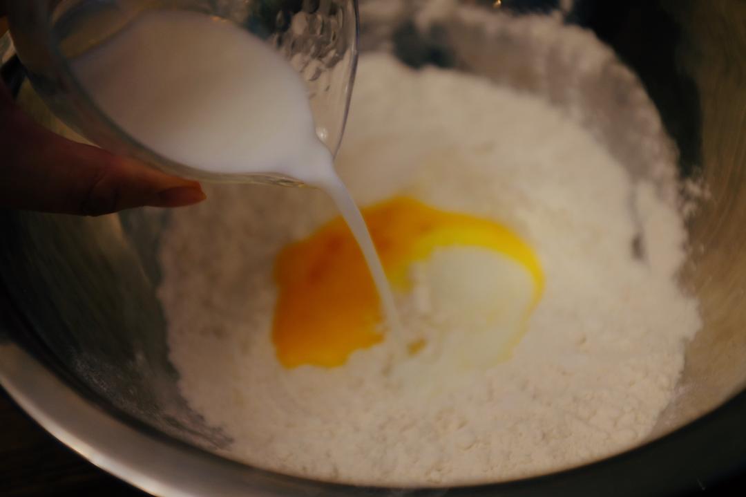 纯奶手撕吐司的做法 步骤1