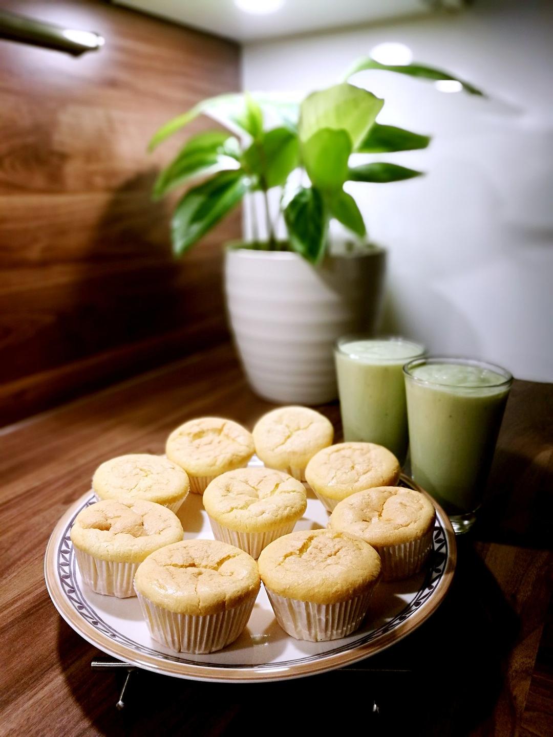 《Tinrry下午茶》教你做杏仁小蛋糕