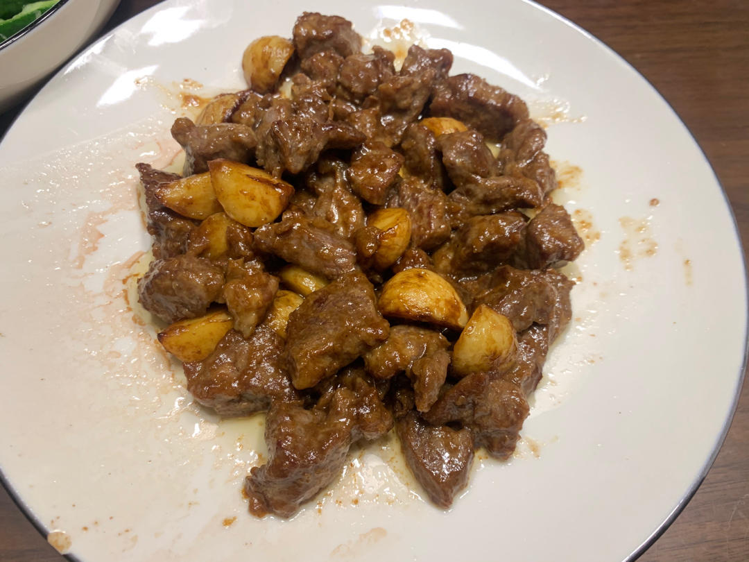 黑蒜子牛肉粒