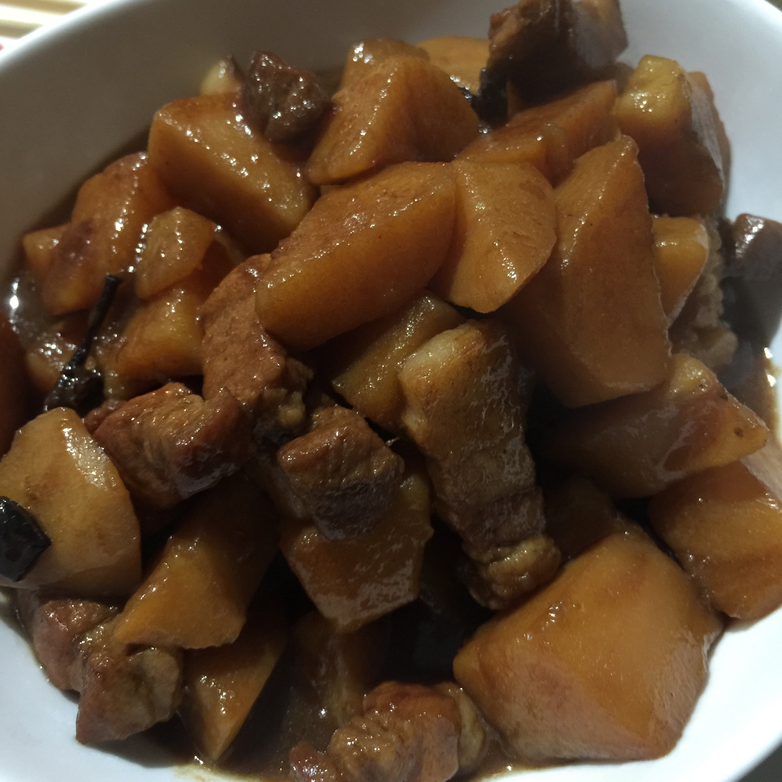 红烧肉炖土豆