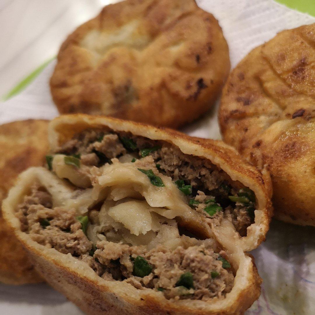 一次能吃仨的【牛肉馅饼】