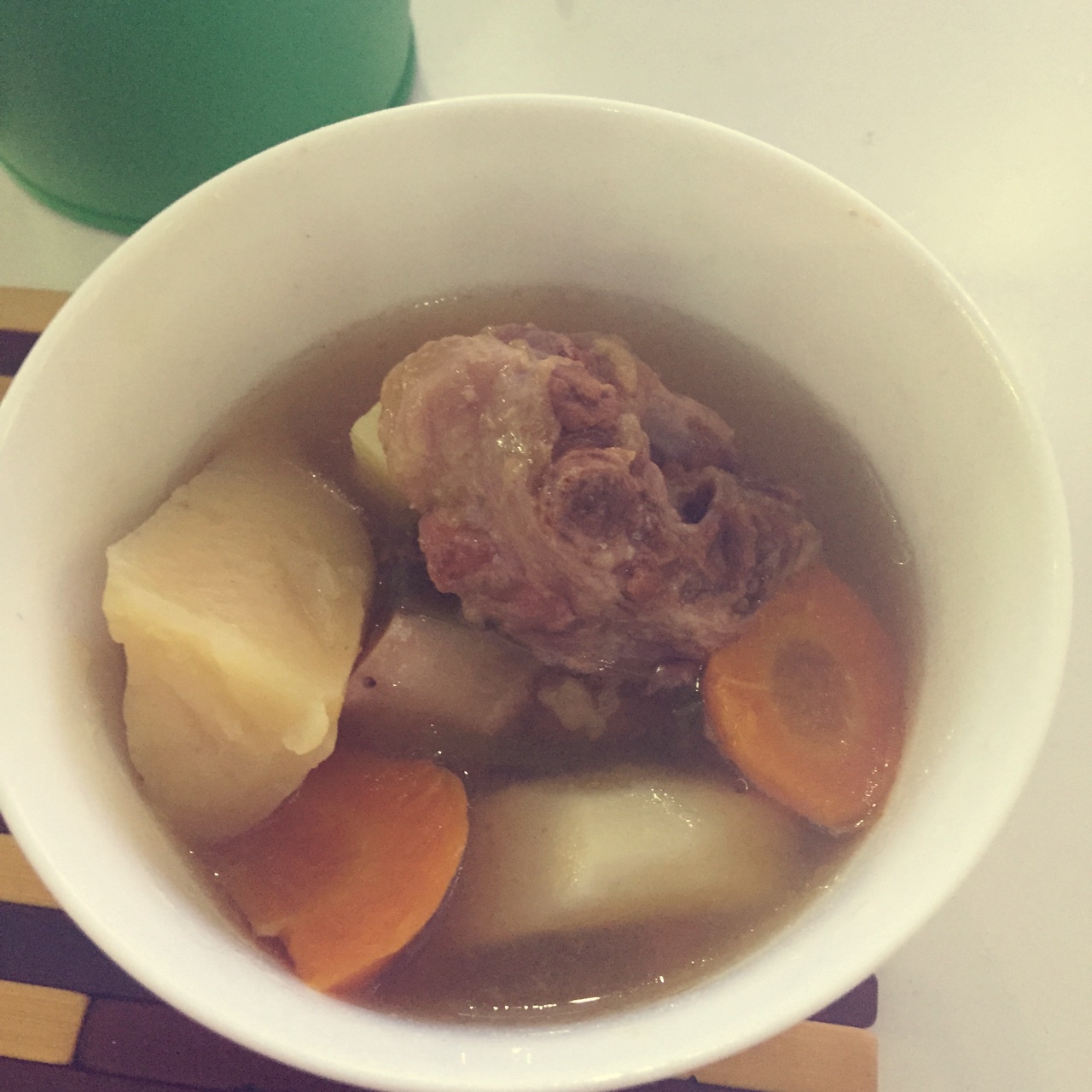 清炖牛尾汤