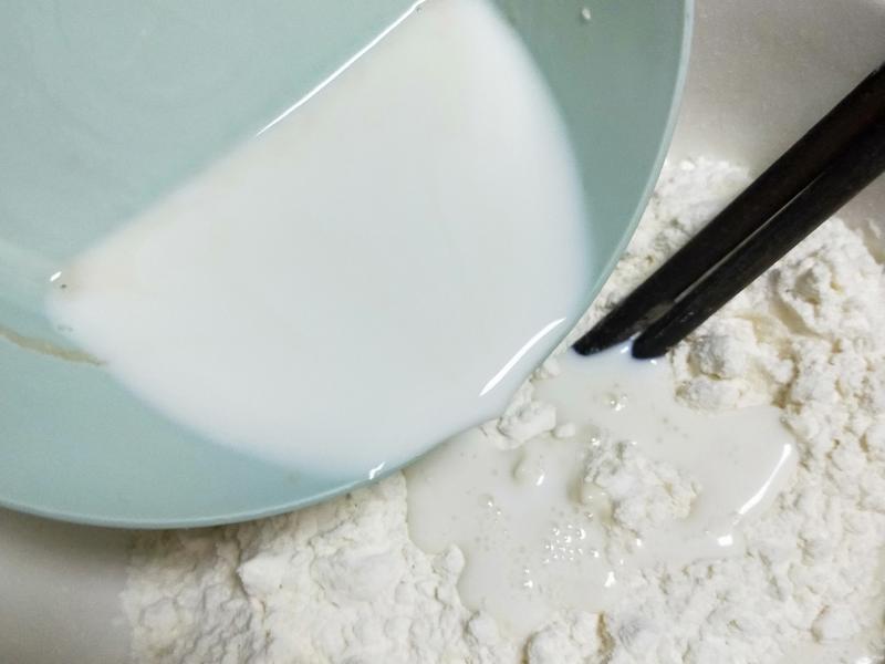 纯奶手撕吐司的做法 步骤1