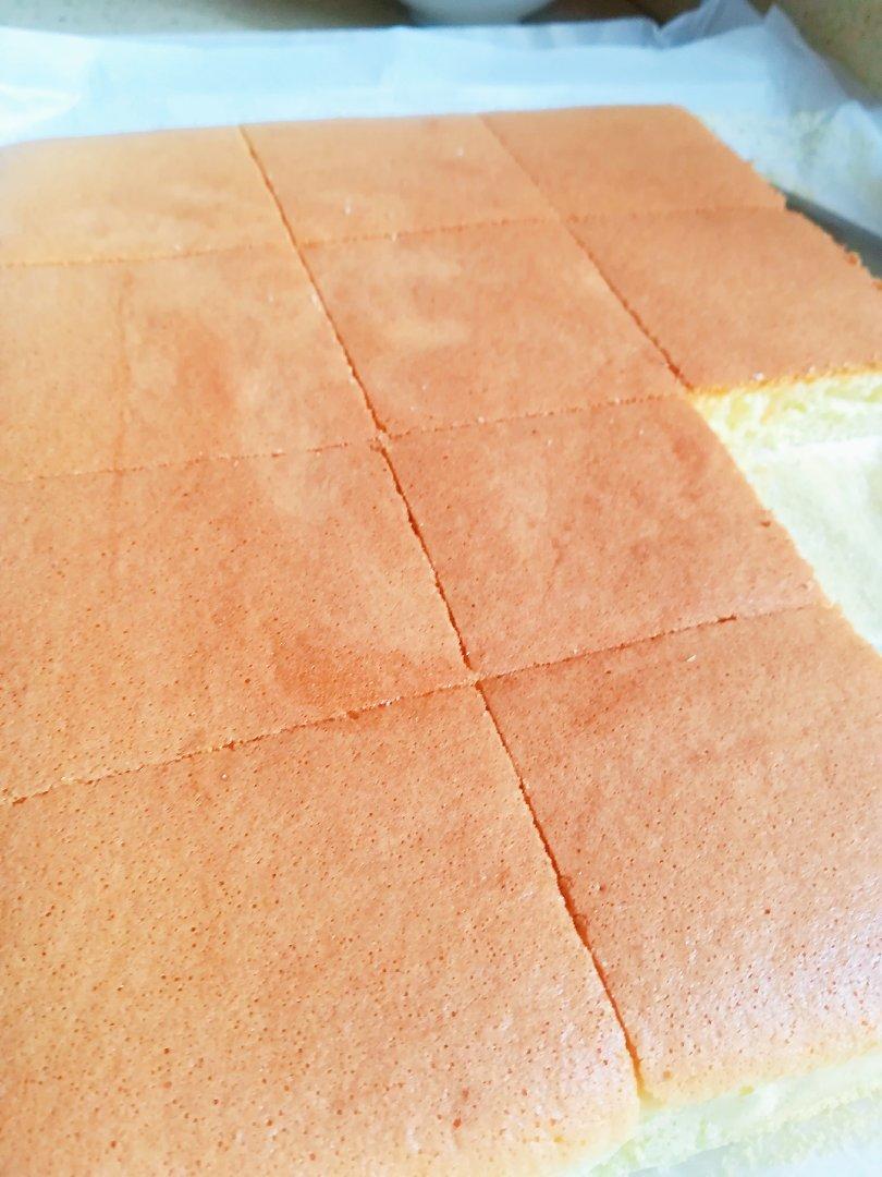 比戚风还要柔软Q弹的海绵蛋糕