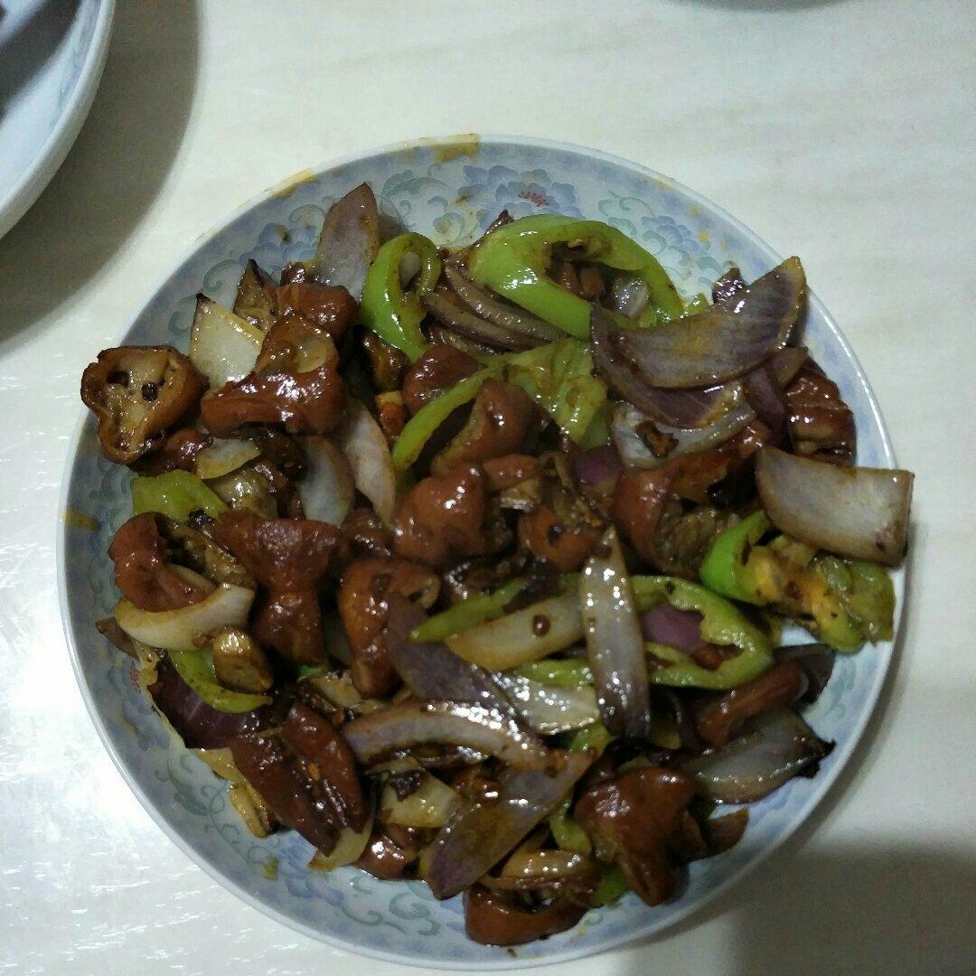 好吃到爆火爆肥肠