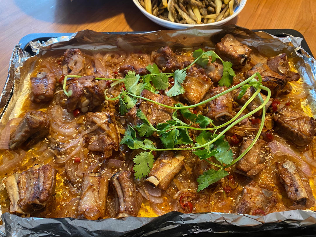 滋滋烤排骨——排骨最好吃的做法没有之一！