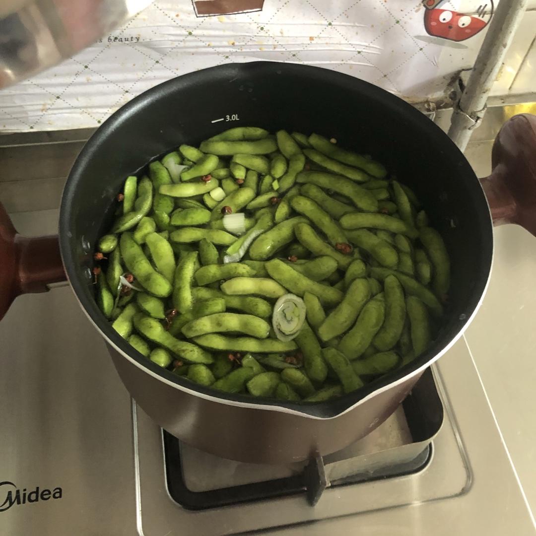 煮毛豆—不会变色版