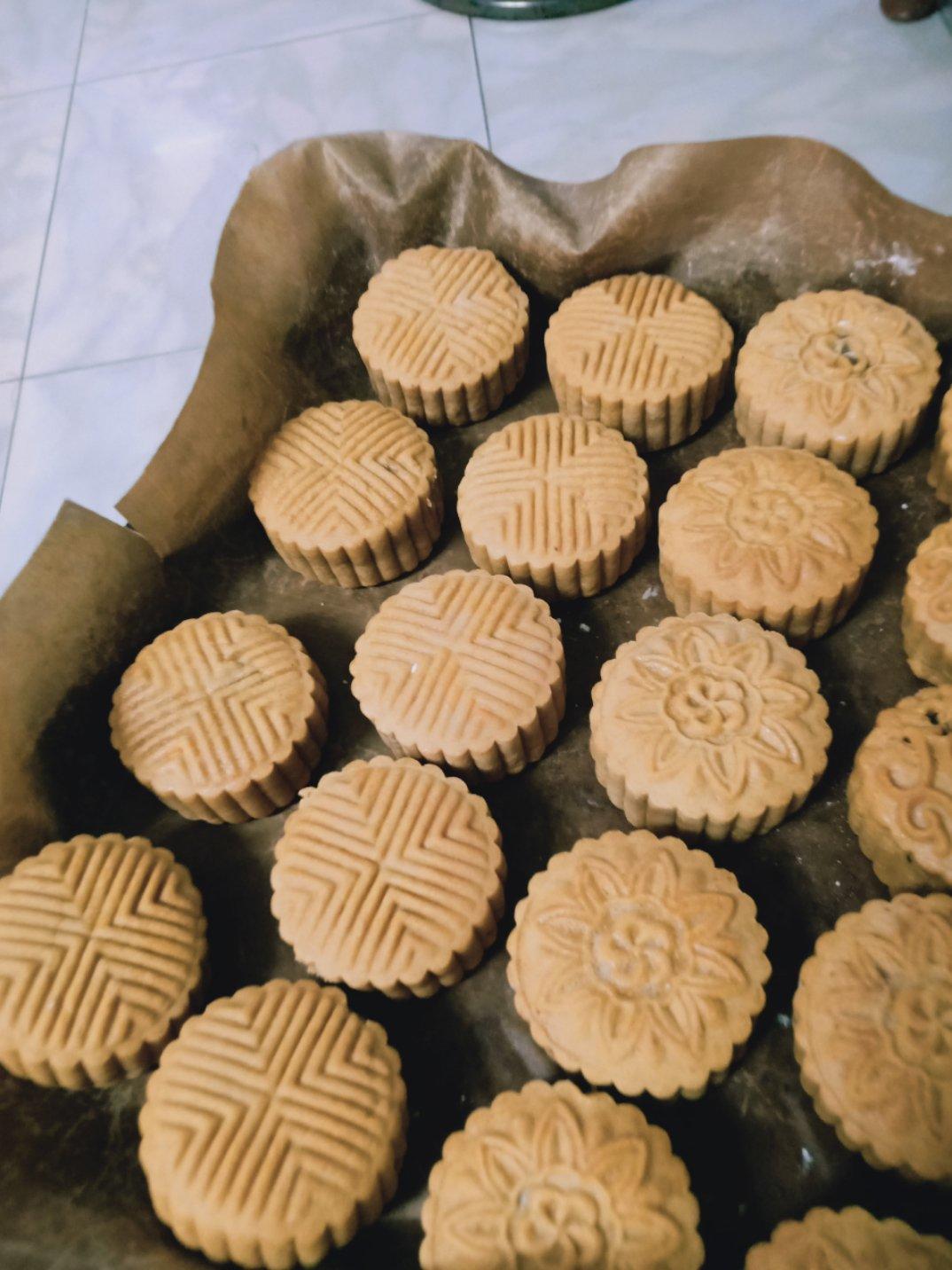 广式月饼——咸蛋黄豆沙月饼（新手版）