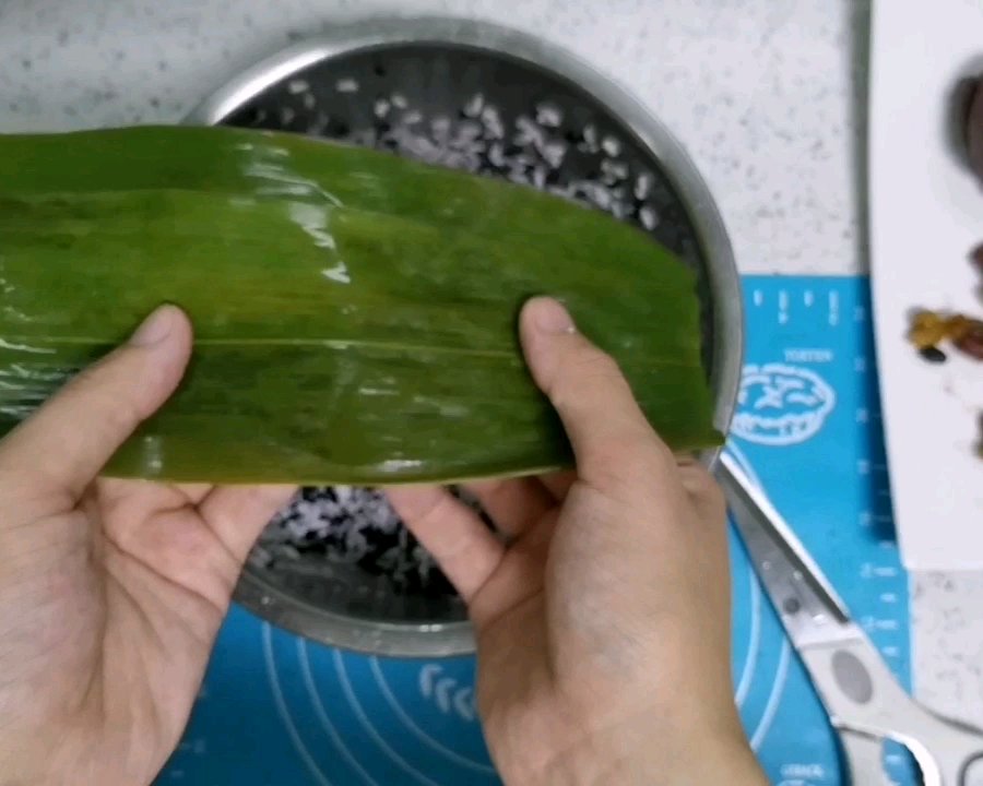 端午节 江米粽子 黑米蜜豆棕子 糯米粽子 简单美味的做法 步骤6