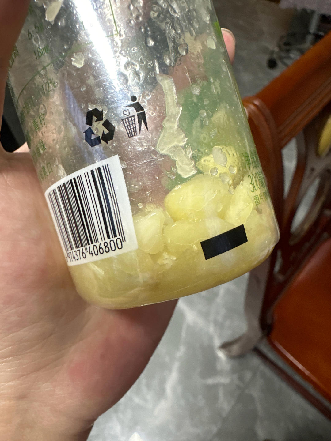 网友教的方法果然有用，矿泉水瓶做蒜泥，太棒了