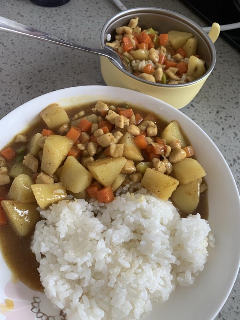咖喱鸡肉饭