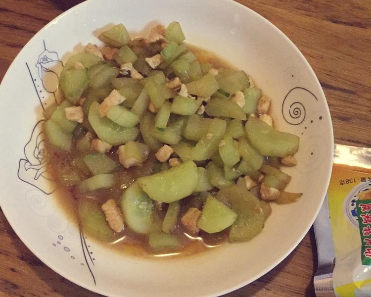 黄瓜鸡肉丁