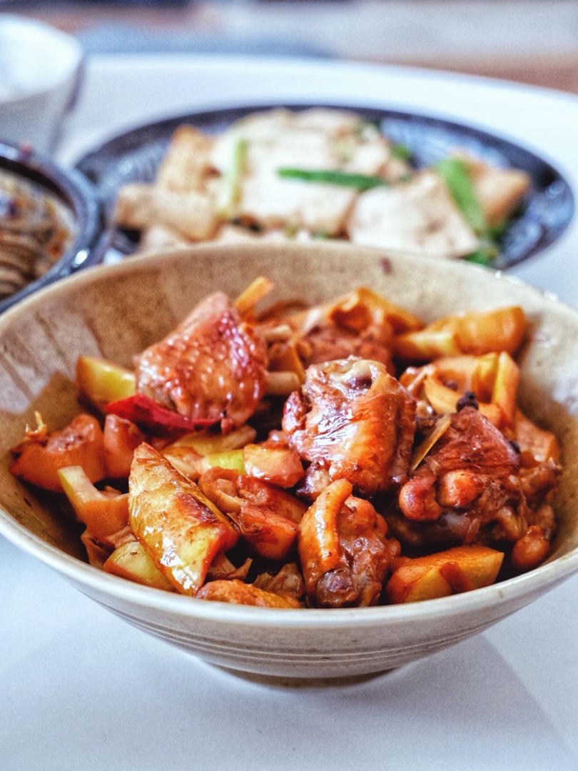 珺珺_yin做的春笋烧鸡块