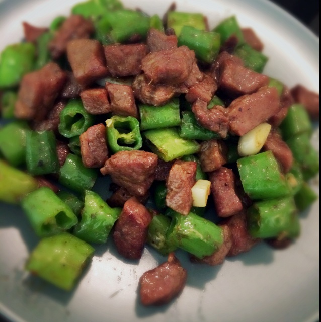 黑椒牛肉粒