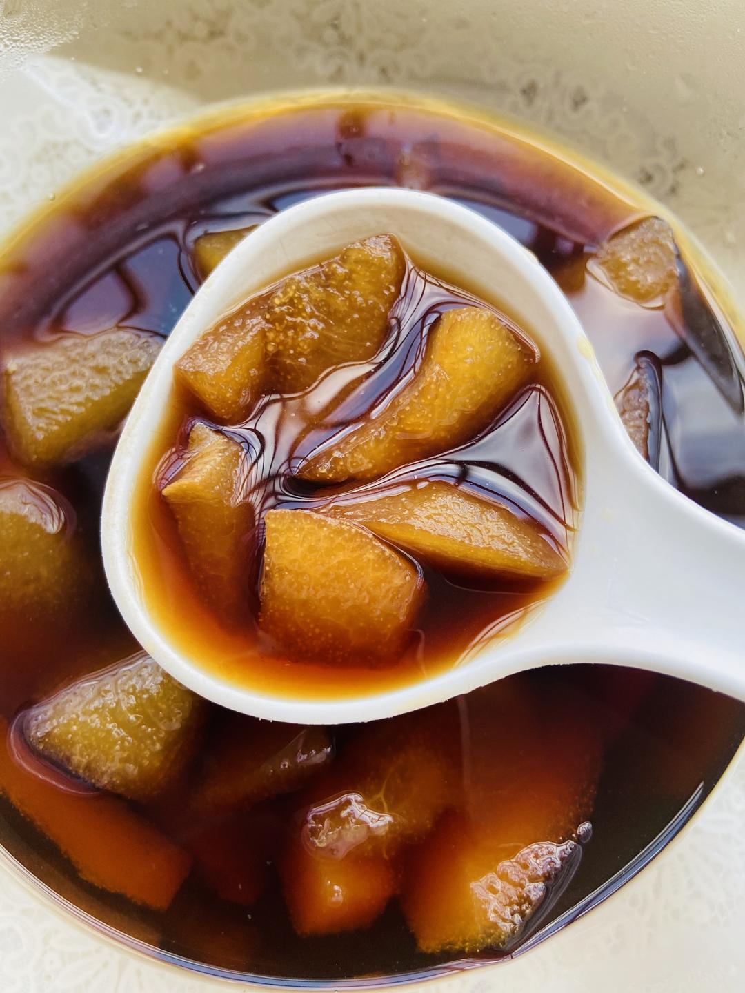 红糖炖梨,润肺补血,好看好吃