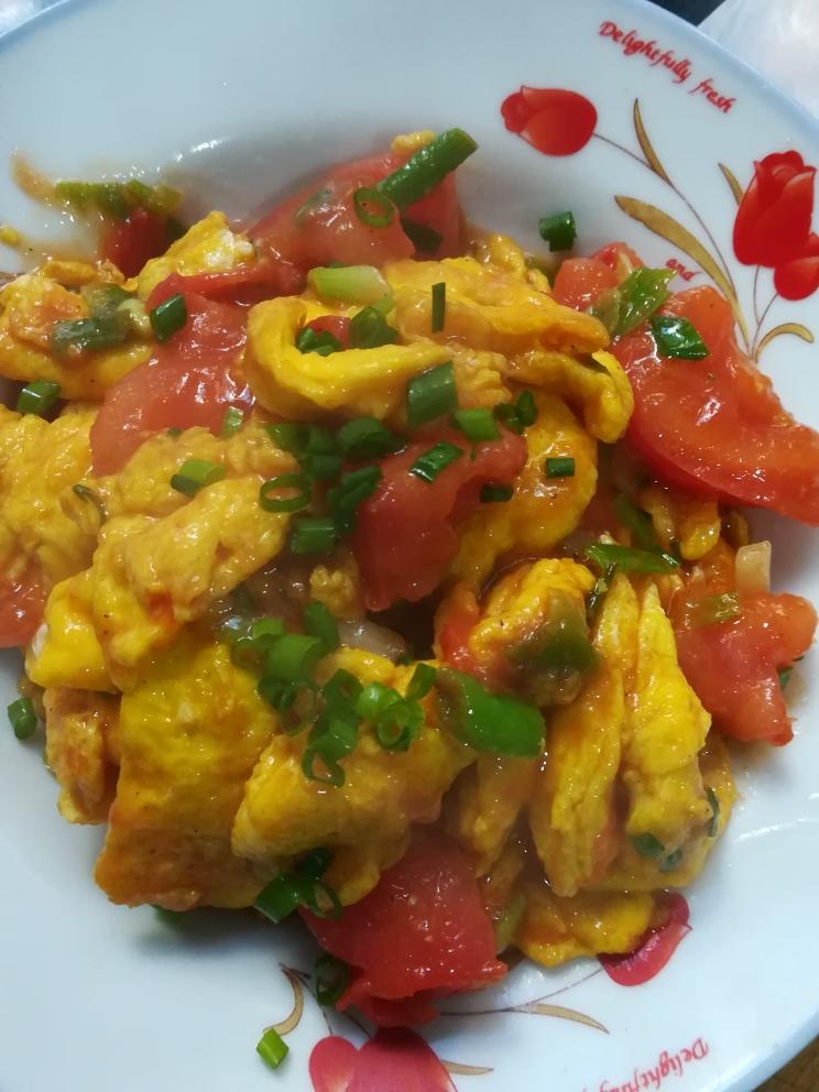 西红柿炒鸡蛋的做法