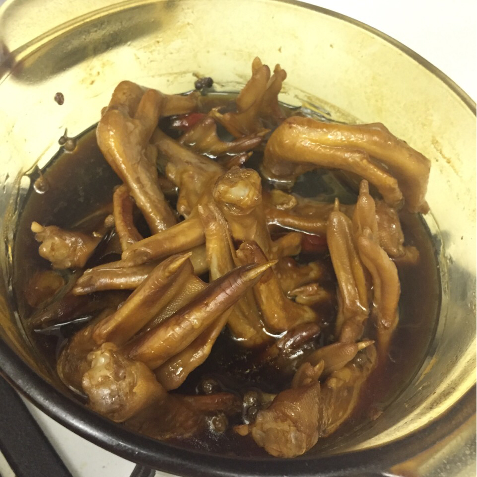 香卤鸭掌（好吃得不得了）