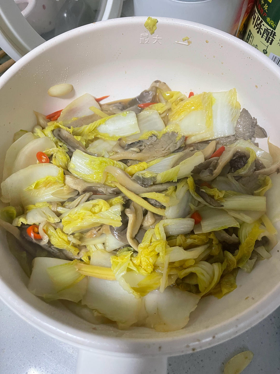 白菜炒蘑菇（野生菌）